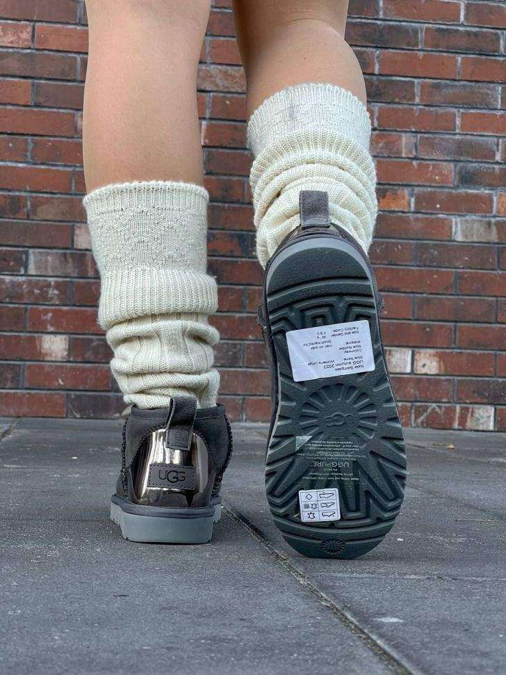 Жіночі UGG Ультра Міні Замш Сірі з Лак п'яткою Ultra Mini Grey Suede — фото 9