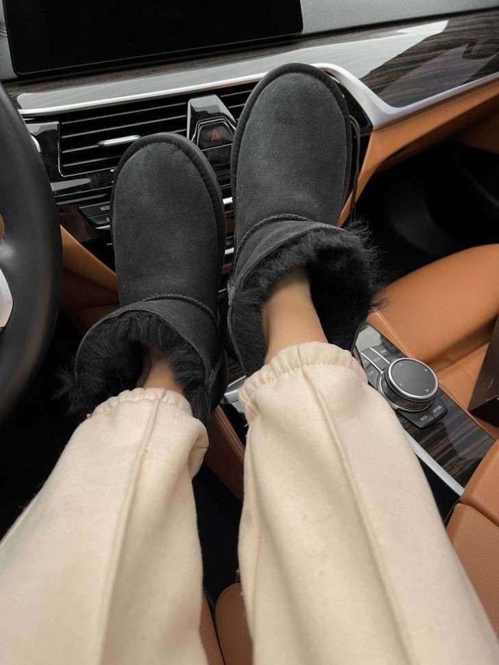 Жіночі UGG Чорні Замша Змійка Mini Zipper Black Suede Leather — фото 14