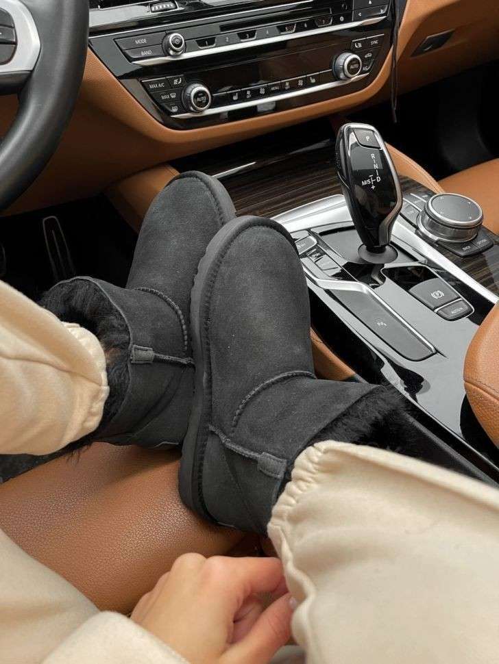 Жіночі UGG Чорні Замша Змійка Mini Zipper Black Suede Leather — фото 15
