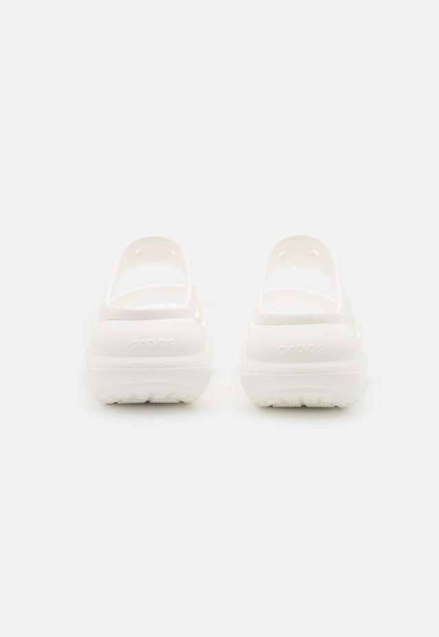 Жіночі шльопанці Crocs CLASSIC CRUSH Slide Sandal White — фото 10