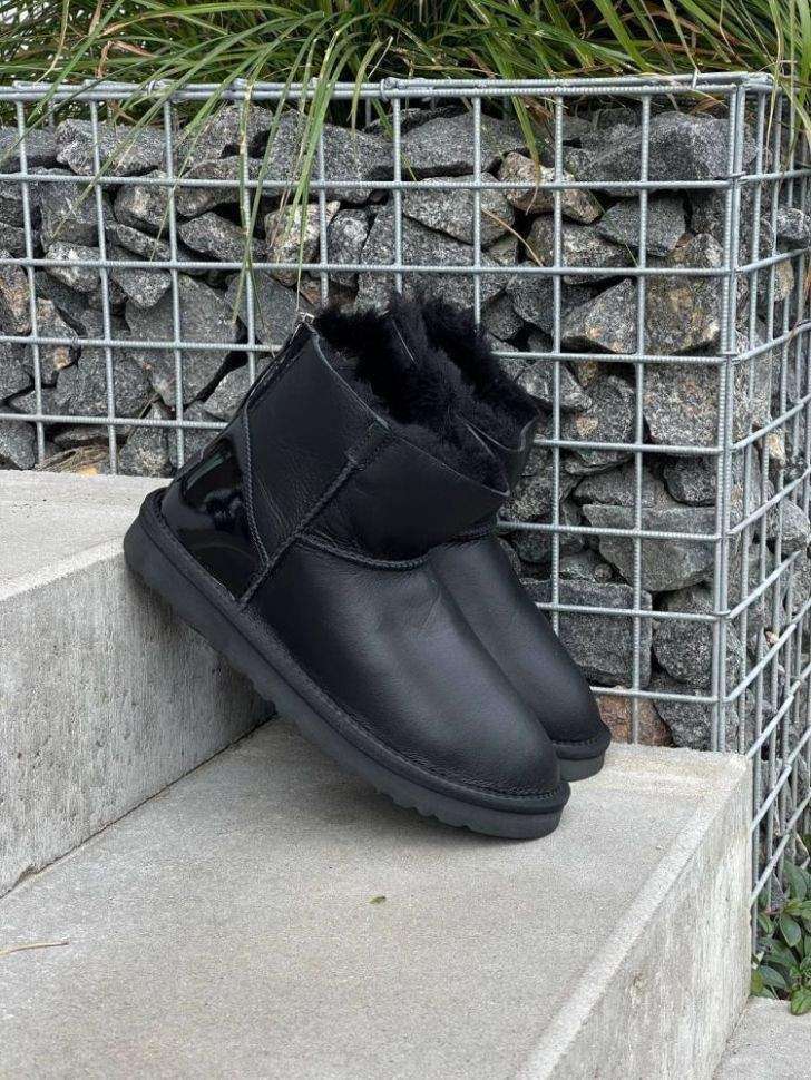 Жіночі UGG Міні Шкіряні з Змійкою та Лак Пьятка Mini Australia Zip Black Leather — фото 11