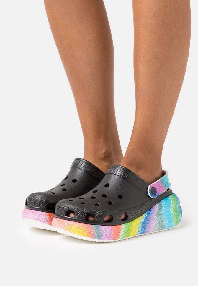 Crocs Classic Crush Spray Dye Clog — фото 4