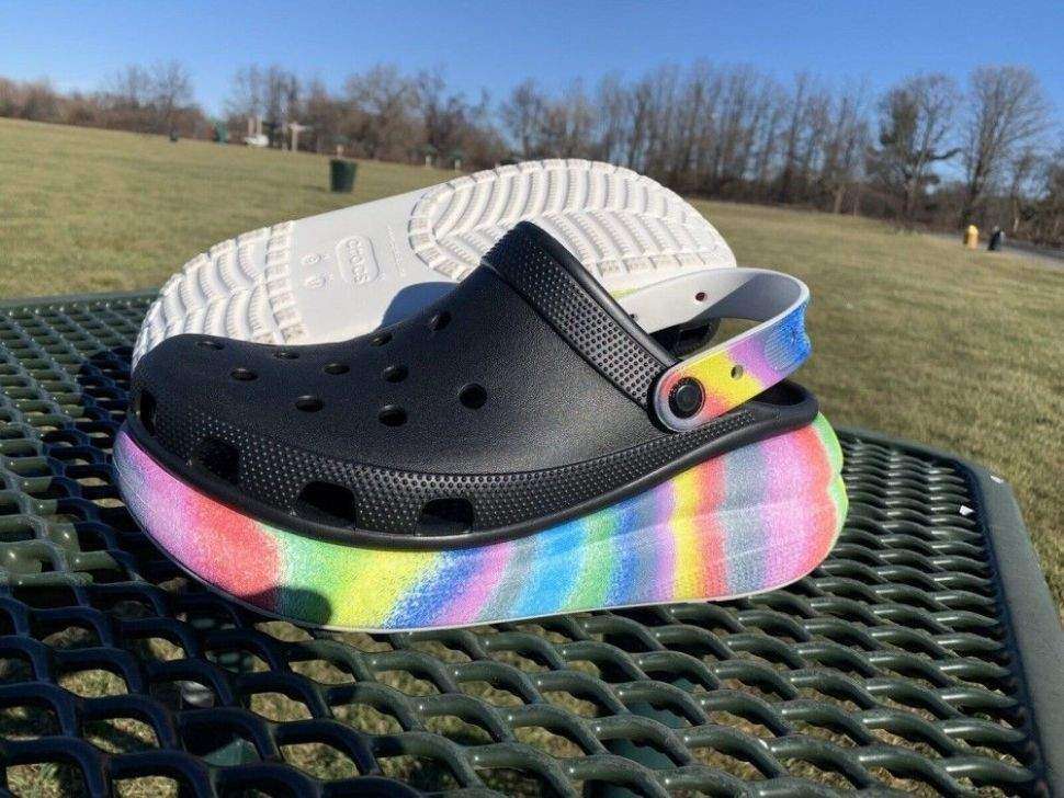 Crocs Classic Crush Spray Dye Clog — фото 8