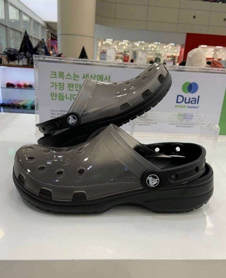 Чоловічі Crocs Класік Клог Чорні Прозорі Classic Clog Translucent Black — фото 2