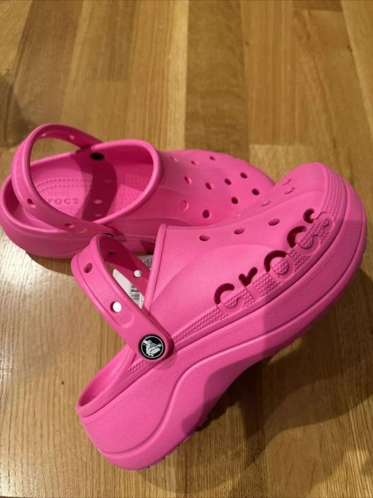 Жіночі Crocs Baya Platform Clog Electric Pink — фото 11
