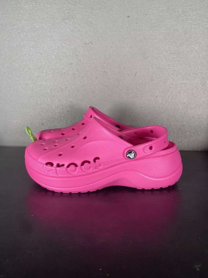 Жіночі Crocs Baya Platform Clog Electric Pink — фото 3