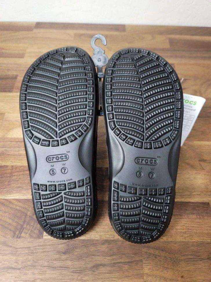 Чоловічі в'єтнамки Crocs Classic Feel the Positivity Sandal Black — фото 11