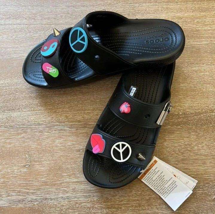 Чоловічі в'єтнамки Crocs Classic Feel the Positivity Sandal Black — фото 10