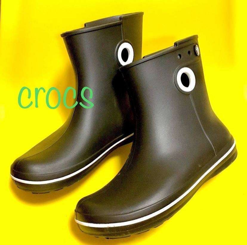 Жіночі гумові чоботи Crocs Women’s Jaunt Shorty Boot Black — фото 14