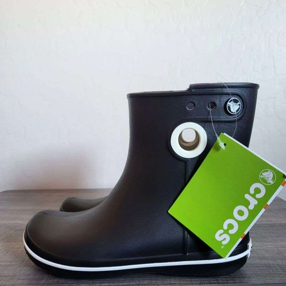 Жіночі гумові чоботи Crocs Women’s Jaunt Shorty Boot Black — фото 3
