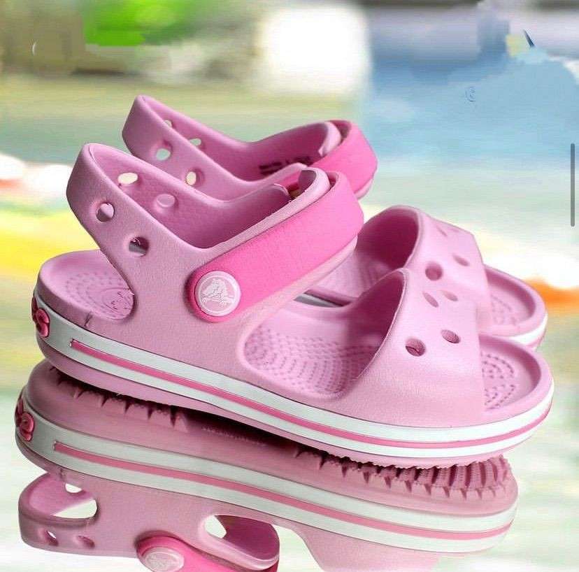 Дитячі сандалії для дівчинки Crocs Crocband Sandal Ballerina Pink — фото 2