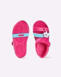 Дитячі сандалії для дівчинки Crocs Keeley Charm Sandal Candy Pink — фото 6