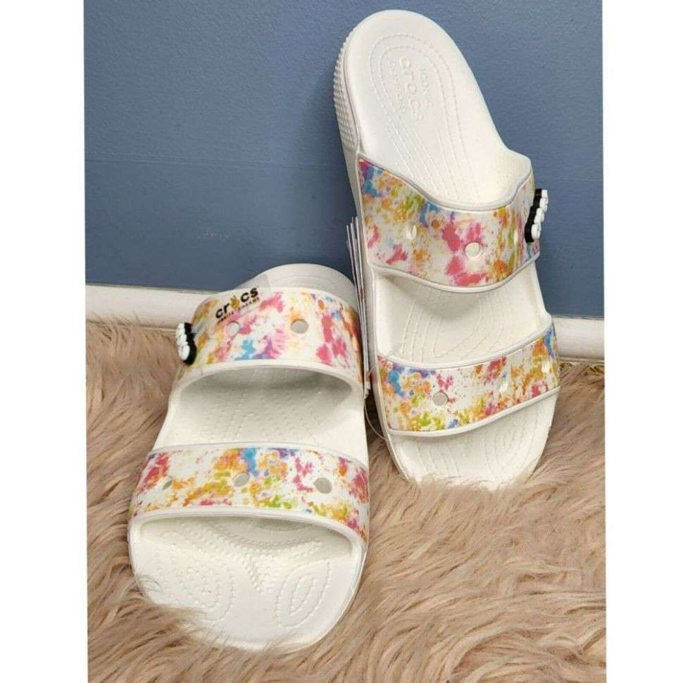 Жіночі шльопанці Crocs Classic Tiedye Graphic Sandal White — фото 2