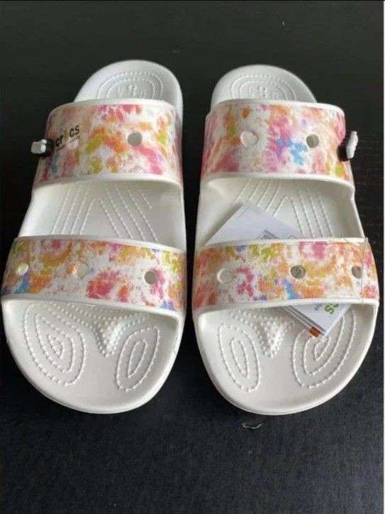 Жіночі шльопанці Crocs Classic Tiedye Graphic Sandal White — фото 3