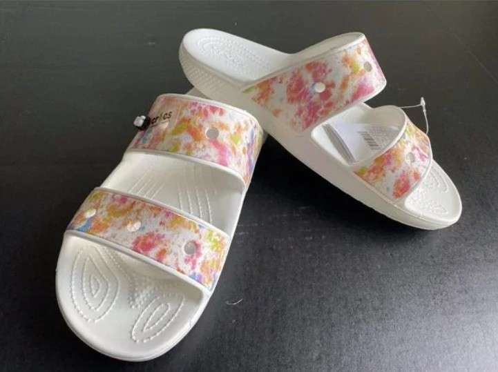 Жіночі шльопанці Crocs Classic Tiedye Graphic Sandal White — фото 10