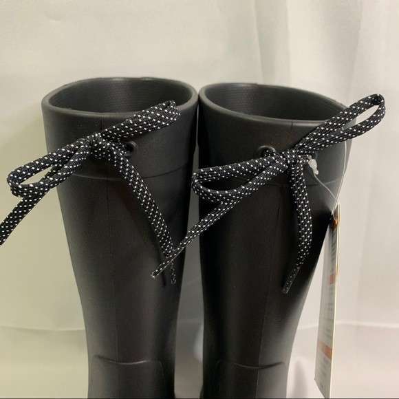 Жіночі гумові чоботи Crocs Womens Freesail Rain Boot Black — фото 10
