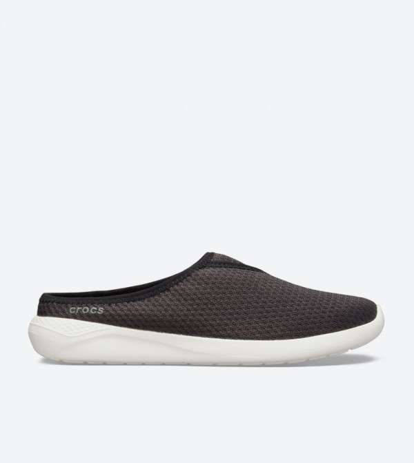 Дитячі Crocs-кросівки для дівчинки Crocs Women's LiteRide™ Mesh Mule Black White — фото 6
